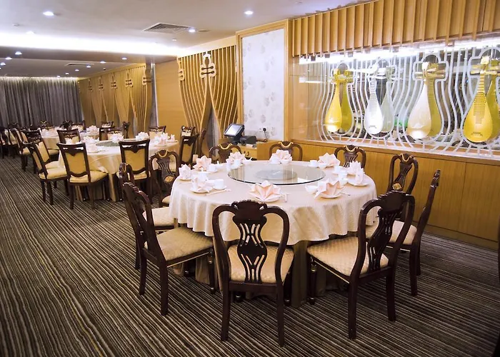 Waldo Hotel 3*